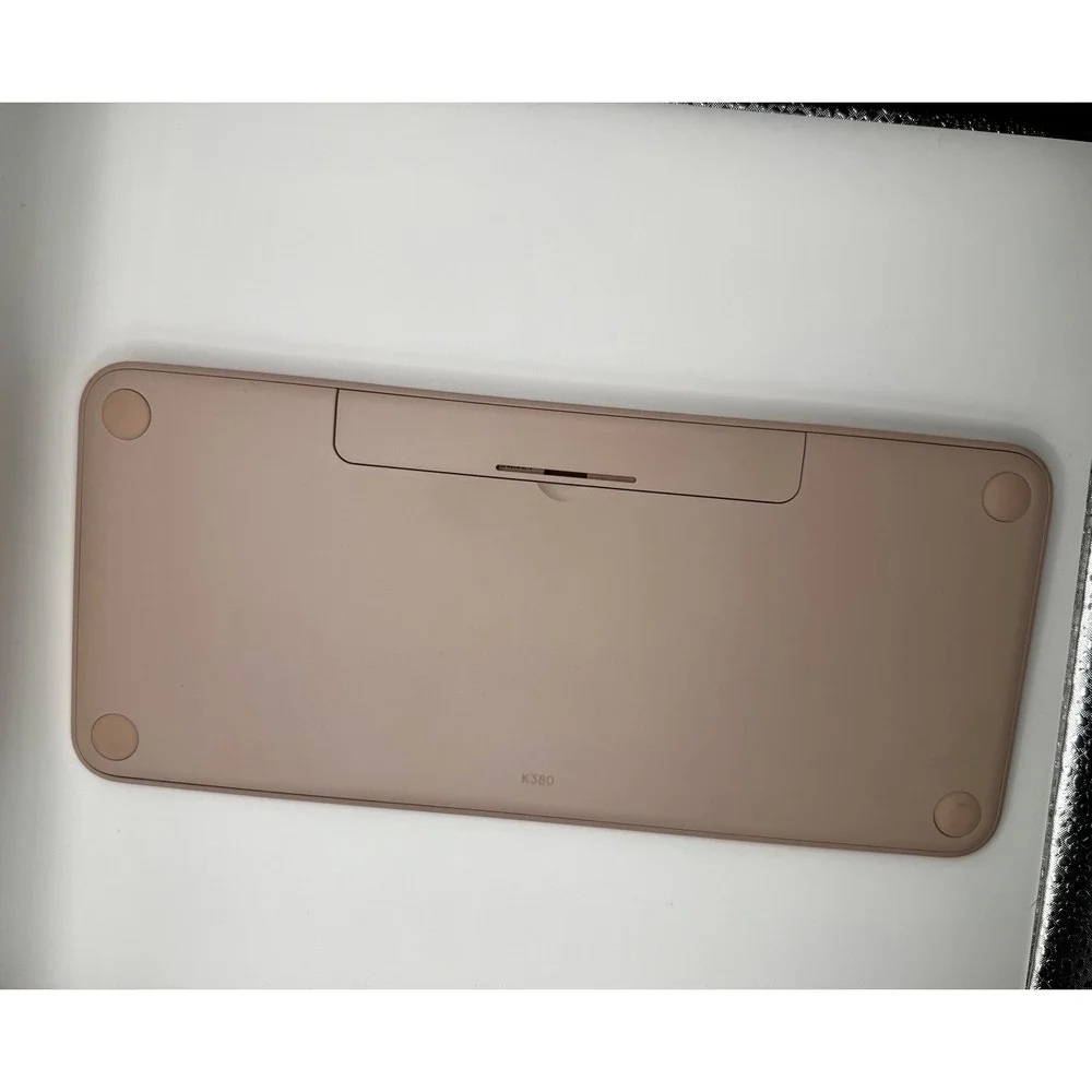 Logitech K380‎ Bluetooth Multi Device Keyboard Wireless Compact w Sleeve Rose